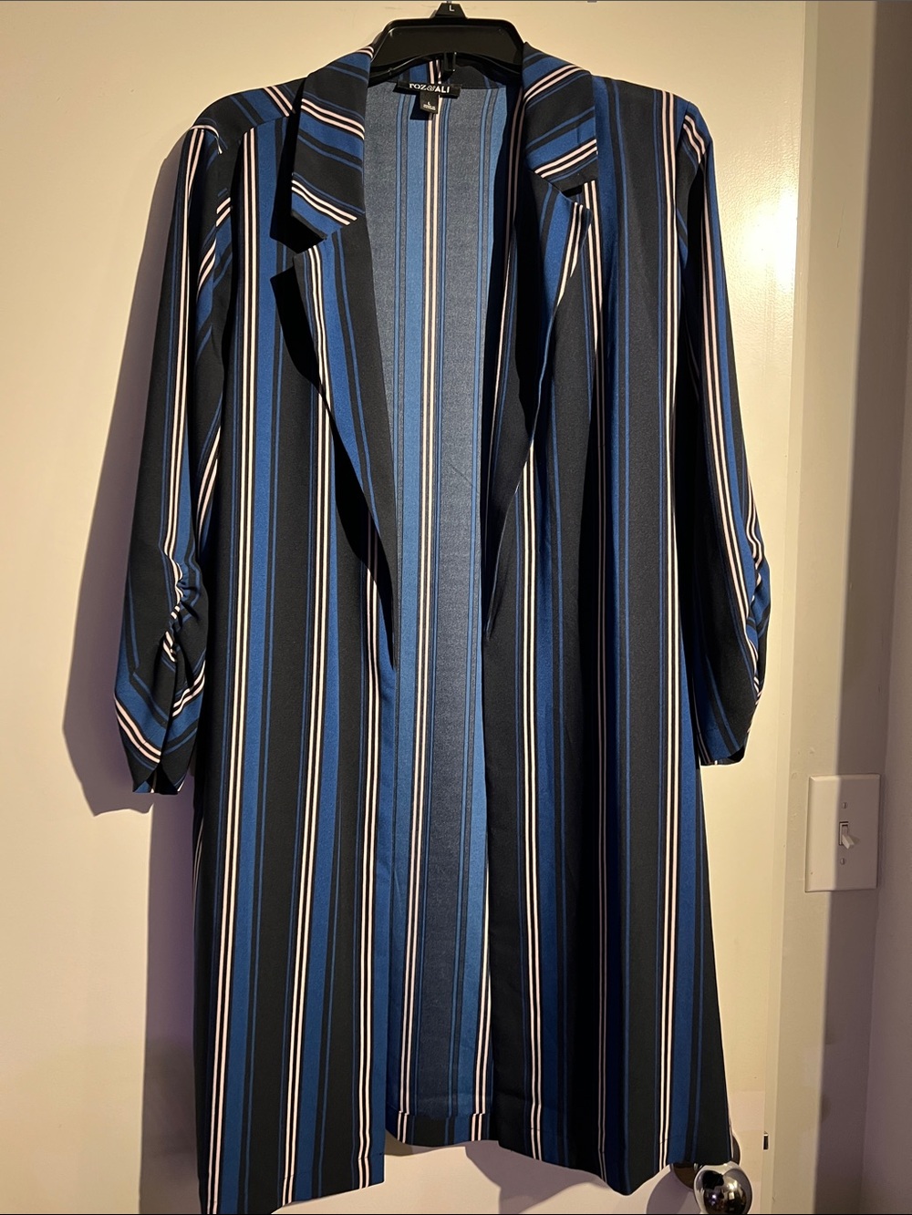 Roz & Ali Blue, Black and White Striped 3-4 Sleeve Open-Front kimono